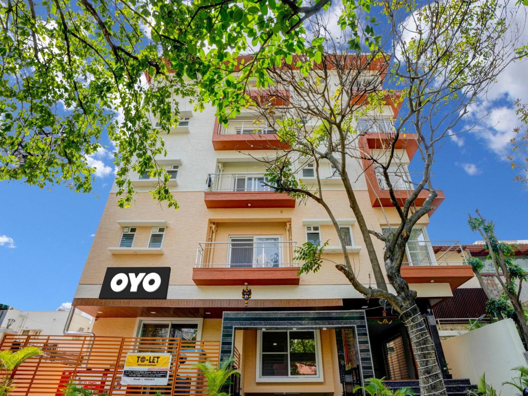 Spot On Helloworld Castle Prague Bangalore Exterior foto